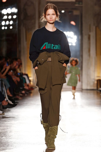 Fotoservizio/SS 2019/MEN/SFILATA/ALBERTA FERRETTI/DP2/8