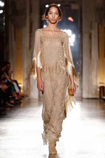 Fotoservizio/SS 2019/MEN/SFILATA/ALBERTA FERRETTI/DP2/6