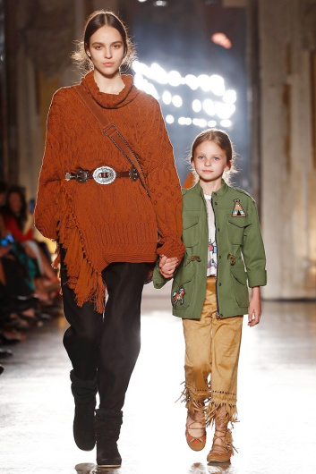 Fotoservizio/SS 2019/MEN/SFILATA/ALBERTA FERRETTI/DP2/11