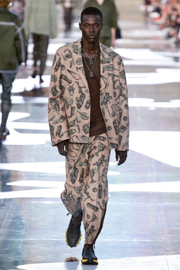 Fotoservizio/SS 2019/MEN/SFILATA/ERMENEGILDO ZEGNA/DP2/1