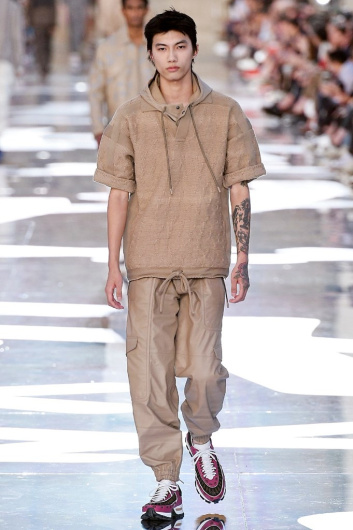 Fotoservizio/SS 2019/MEN/SFILATA/ERMENEGILDO ZEGNA/DP2/2