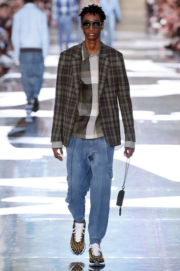 Fotoservizio/SS 2019/MEN/SFILATA/ERMENEGILDO ZEGNA/DP2/11