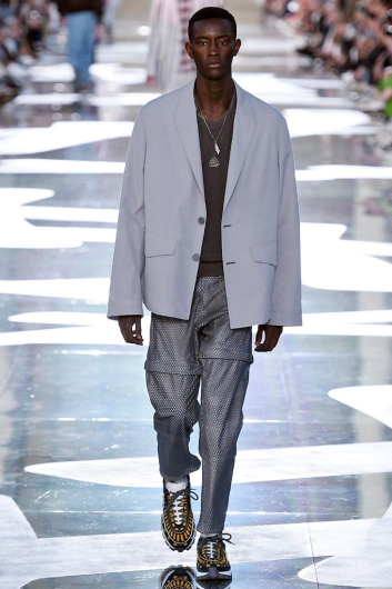 Fotoservizio/SS 2019/MEN/SFILATA/ERMENEGILDO ZEGNA/DP2/0