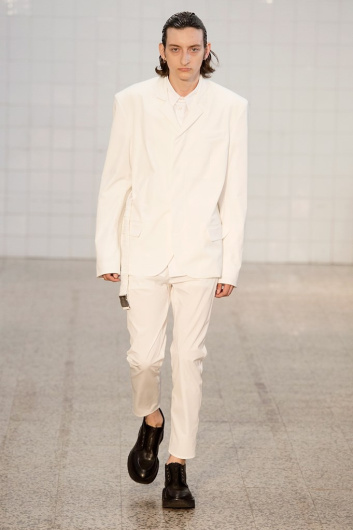 Fotoservizio/SS 2019/MEN/SFILATA/M1992/DP2/22