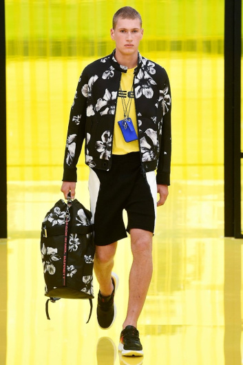 Fotoservizio/SS 2019/MEN/SFILATA/NEIL BARRETT/DP2/11