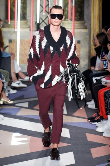 Fotoservizio/SS 2019/MEN/SFILATA/LES HOMMES/DP2/0