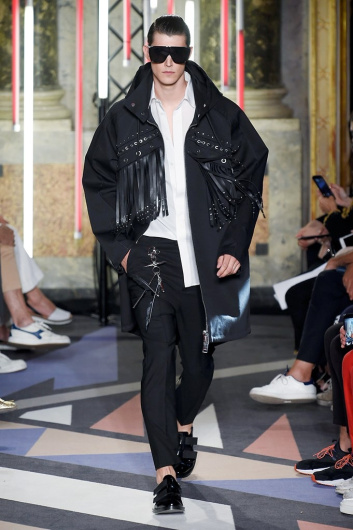 Fotoservizio/SS 2019/MEN/SFILATA/LES HOMMES/DP2/2
