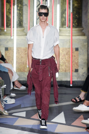 Fotoservizio/SS 2019/MEN/SFILATA/LES HOMMES/DP2/3