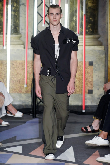 Fotoservizio/SS 2019/MEN/SFILATA/LES HOMMES/DP2/5