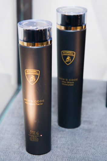 Fotoservizio/SS 2019/MEN/PRESENTAZIONE/COLLEZIONE AUTOMOBILI LAMBORGHINI/DP2/36