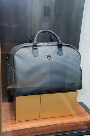 Fotoservizio/SS 2019/MEN/PRESENTAZIONE/COLLEZIONE AUTOMOBILI LAMBORGHINI/DP2/45