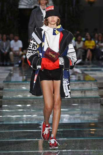 Fotoservizio/SS 2019/MEN/SFILATA/VERSACE/DP2/8
