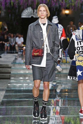 Fotoservizio/SS 2019/MEN/SFILATA/VERSACE/DP2/9