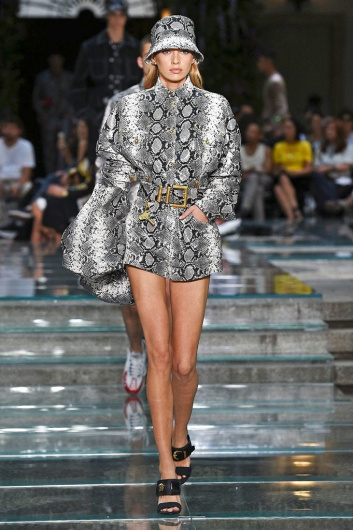 Fotoservizio/SS 2019/MEN/SFILATA/VERSACE/DP2/4
