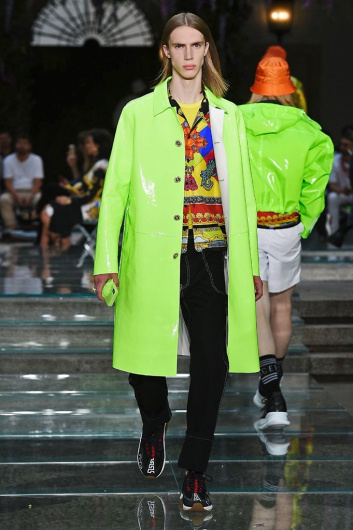Fotoservizio/SS 2019/MEN/SFILATA/VERSACE/DP2/0