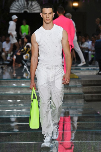 Fotoservizio/SS 2019/MEN/SFILATA/VERSACE/DP2/4