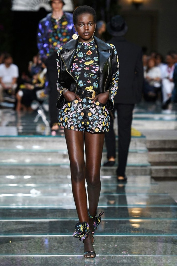 Fotoservizio/SS 2019/MEN/SFILATA/VERSACE/DP2/11
