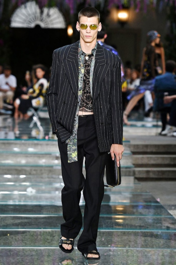 Fotoservizio/SS 2019/MEN/SFILATA/VERSACE/DP2/15