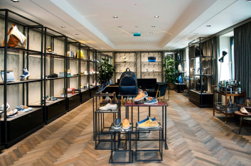 Fotoservizio/SS 2019/MEN/PRESENTAZIONE/JIMMY CHOO/DP2/108