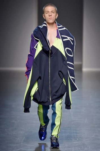 Fotoservizio/SS 2019/MEN/SFILATA/BESFXXK/DP2/0