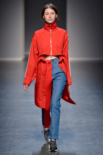 Fotoservizio/SS 2019/MEN/SFILATA/BESFXXK/DP2/1