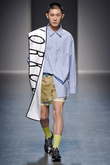Fotoservizio/SS 2019/MEN/SFILATA/BESFXXK/DP2/7