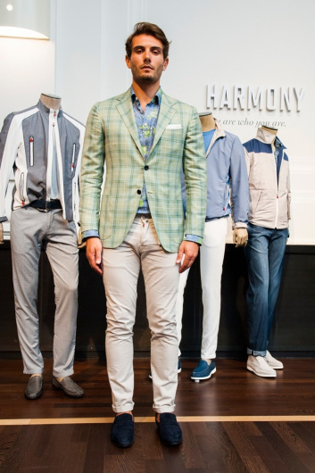 Fotoservizio/SS 2019/MEN/PRESENTAZIONE/KITON/DP2/0