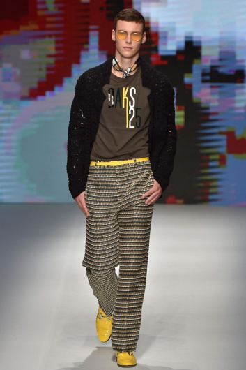 Fotoservizio/SS 2019/MEN/SFILATA/DAKS/DP2/2
