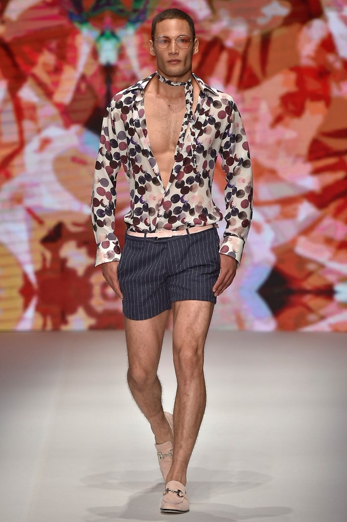 Fotoservizio/SS 2019/MEN/SFILATA/DAKS/DP2/15