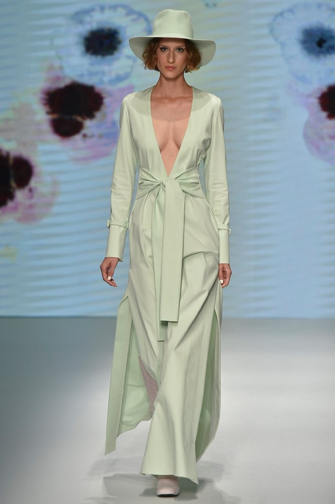 Fotoservizio/SS 2019/MEN/SFILATA/DAKS/DP2/6