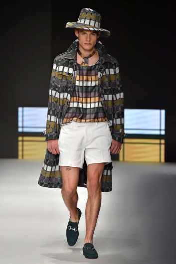 Fotoservizio/SS 2019/MEN/SFILATA/DAKS/DP2/0