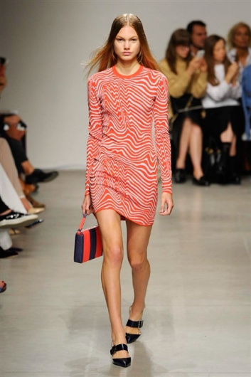 Fotoservizio/SS 2016/WOMEN/ICEBERG/DP1/3