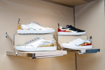 Fotoservizio/SS 2019/MEN/PRESENTAZIONE/CAR SHOE/DP2/31