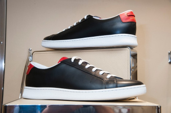 Fotoservizio/SS 2019/MEN/PRESENTAZIONE/CAR SHOE/DP2/27