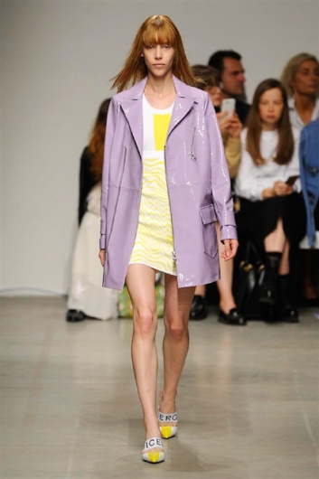 Fotoservizio/SS 2016/WOMEN/ICEBERG/DP1/15