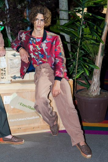 Fotoservizio/SS 2019/MEN/PRESENTAZIONE/ETRO/DP2/27