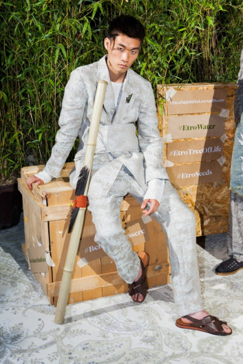 Fotoservizio/SS 2019/MEN/PRESENTAZIONE/ETRO/DP2/33