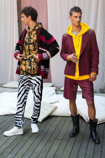 Fotoservizio/SS 2019/MEN/PRESENTAZIONE/TRIPLE RRR/DP2/1