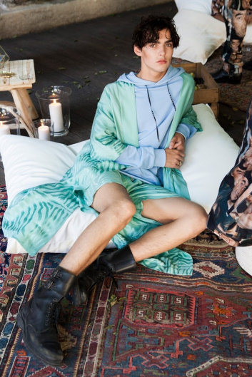 Fotoservizio/SS 2019/MEN/PRESENTAZIONE/TRIPLE RRR/DP2/8