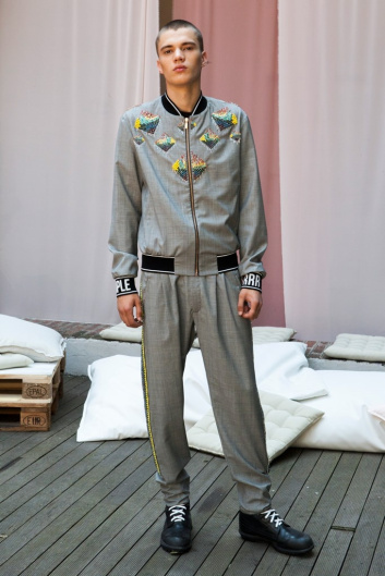 Fotoservizio/SS 2019/MEN/PRESENTAZIONE/TRIPLE RRR/DP2/4