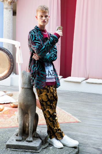 Fotoservizio/SS 2019/MEN/PRESENTAZIONE/TRIPLE RRR/DP2/5
