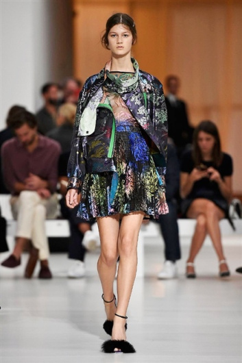 Fotoservizio/SS 2016/WOMEN/MARCO DE VINCENZO/DP1/26