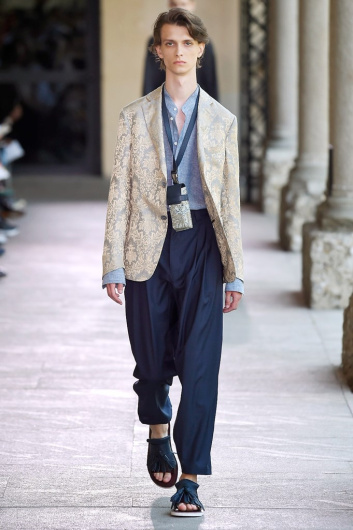 Fotoservizio/SS 2019/MEN/SFILATA/PAL ZILERI/DP2/3