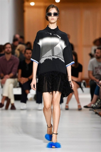 Fotoservizio/SS 2016/WOMEN/MARCO DE VINCENZO/DP1/29