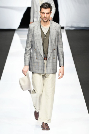 Fotoservizio/SS 2019/MEN/SFILATA/GIORGIO ARMANI/DP2/2