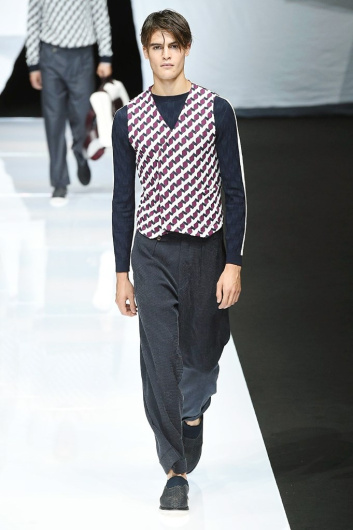 Fotoservizio/SS 2019/MEN/SFILATA/GIORGIO ARMANI/DP2/8