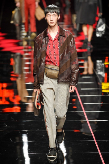 Fotoservizio/SS 2019/MEN/SFILATA/FENDI/DP2/2