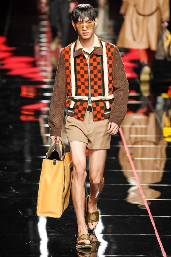 Fotoservizio/SS 2019/MEN/SFILATA/FENDI/DP2/5