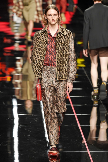 Fotoservizio/SS 2019/MEN/SFILATA/FENDI/DP2/9