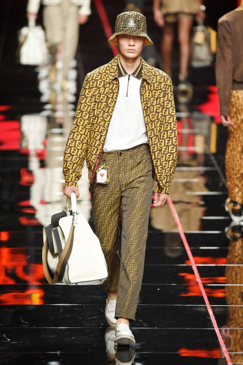 Fotoservizio/SS 2019/MEN/SFILATA/FENDI/DP2/7